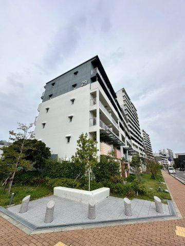 UR浜甲子園なぎさ街　29号棟の外観
