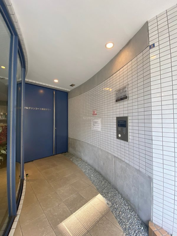 BGC難波タワーの外観