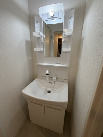 神戸市長田区川西通５丁目の賃貸マンションの洗面所