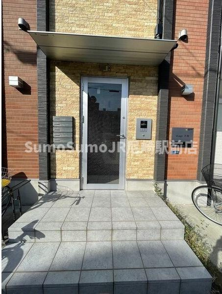 stage千舟のエントランス|建物の内部です