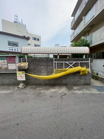 SUN志里池の駐車場