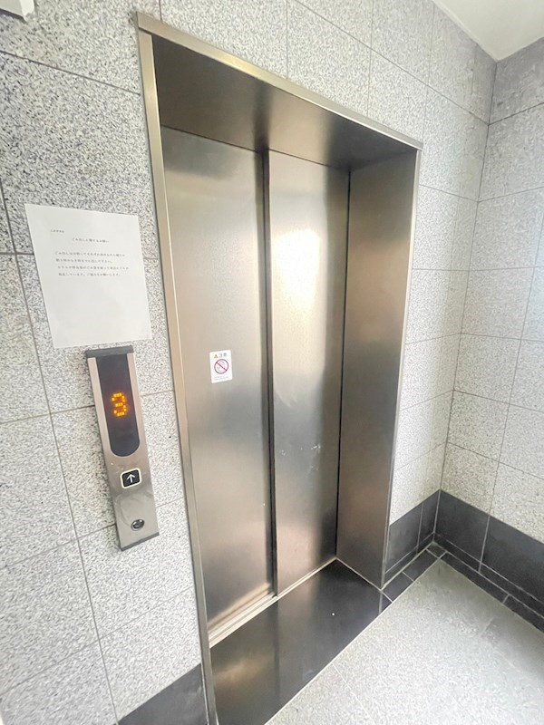 AXIS神戸みなと元町の外観