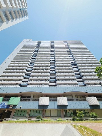 UR武庫川 19号棟の外観