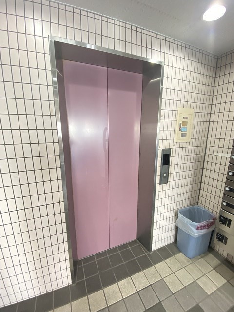 AUBE918の外観