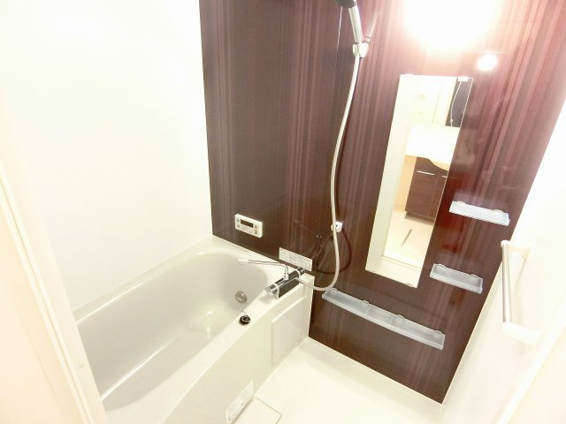 エントラールBの浴室|お風呂で日々の疲れを落としましょう