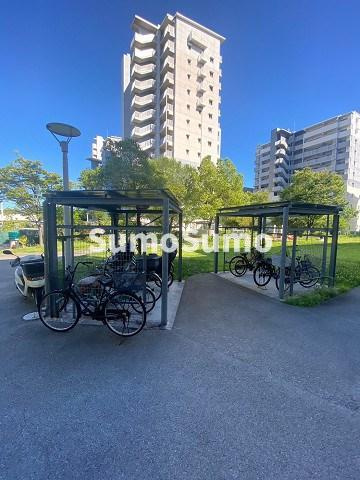 UR浜甲子園さくら街　11号棟の外観