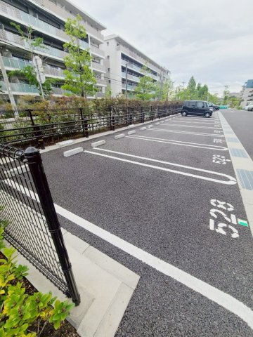 UR浜甲子園なぎさ街 35号棟の駐車場