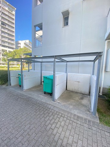 UR浜甲子園さくら街　9号棟の外観