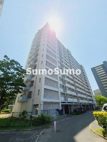 UR武庫川 20号棟の外観