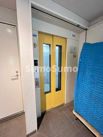 UR浜甲子園さくら街　15号棟の外観