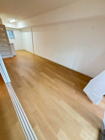 UR浜甲子園なぎさ街 27号棟の居間・リビング