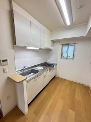 UR浜甲子園なぎさ街 27号棟のキッチン