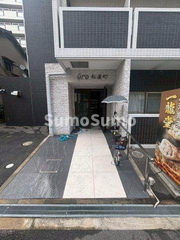 U-ro松屋町のエントランス|建物の内部です