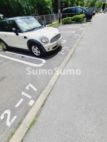 UR武庫川 2号棟の外観