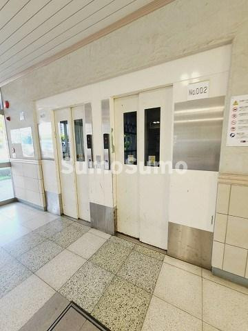西宮市高須町２丁目の賃貸マンションの外観