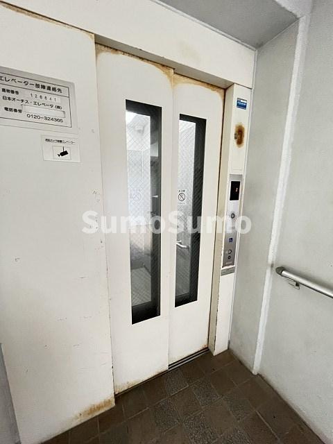 UR浜甲子園さくら街　7号棟の外観