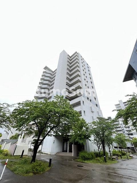 UR浜甲子園さくら街　7号棟の外観