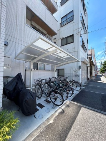 The　Crossの外観