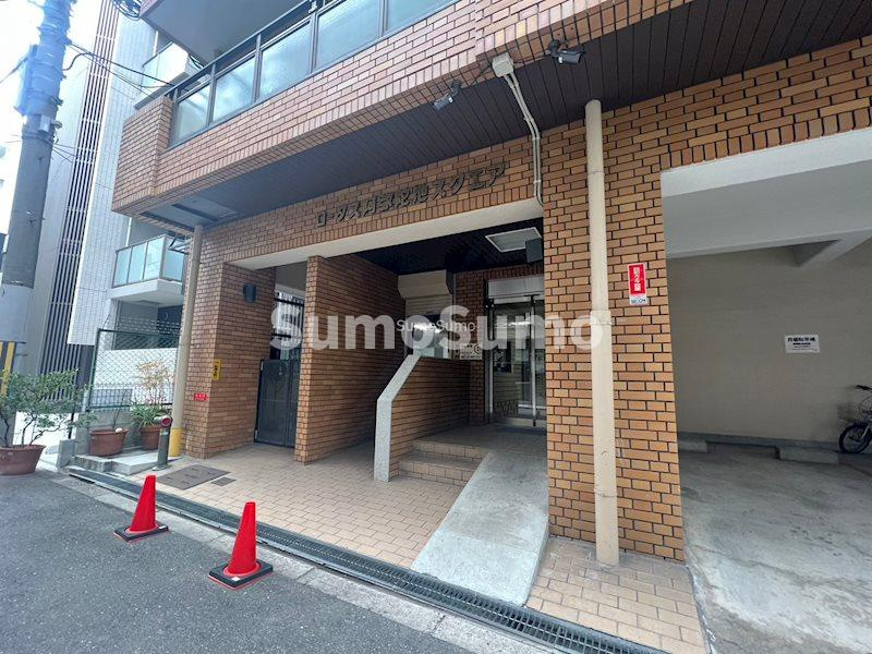 ロータス阿弥陀池スクエアの外観
