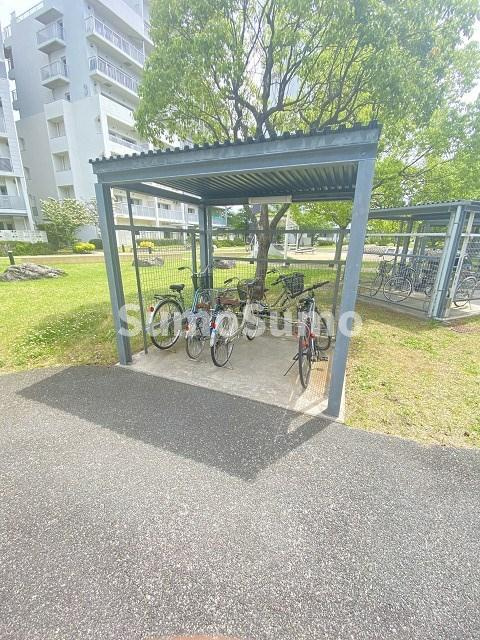UR浜甲子園さくら街　9号棟の外観