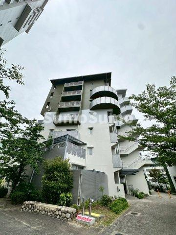 ＵＲ浜甲子園さくら街 3号棟の外観