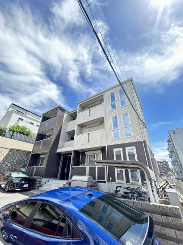 AQUILA上筒井の外観