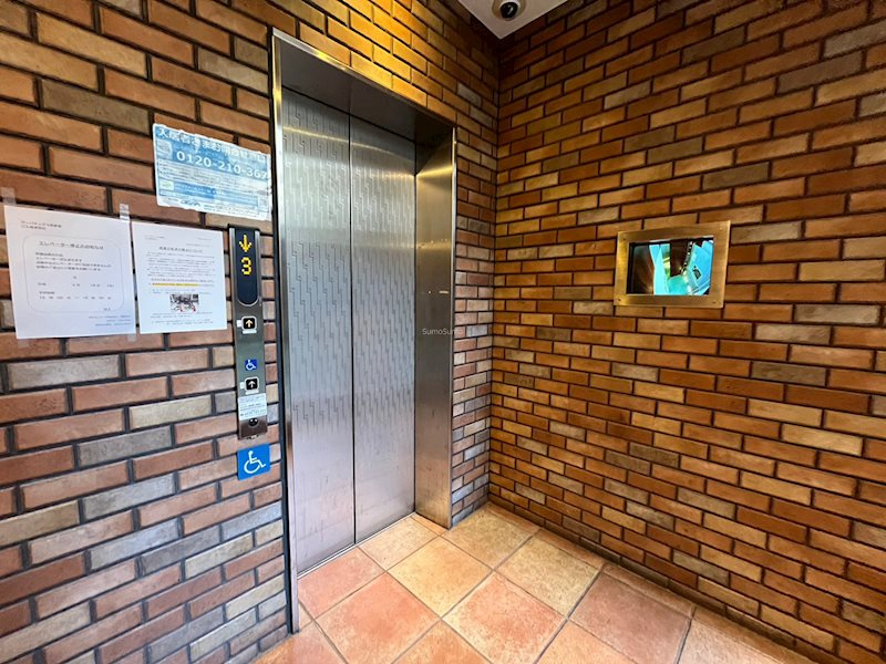 アーバネックス西長堀の外観
