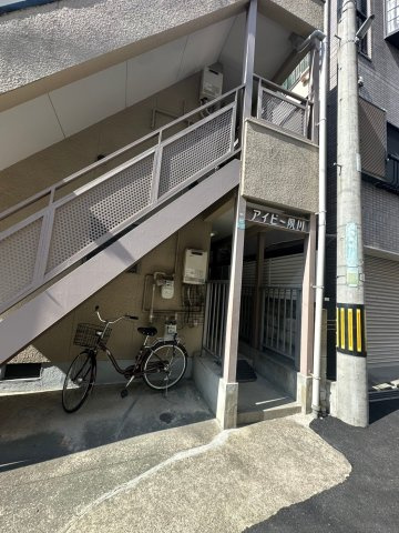 アイビー夙川のエントランス