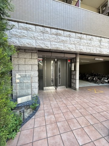 CITY SPIRE心斎橋EASTのエントランス