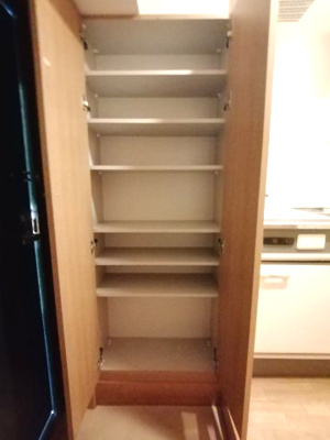 【収納】 | エステムコート大阪城南 | 十分なシューズBOXスペースがあります