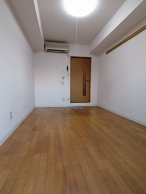 【洋室】 | エステムコート大阪城南 | 広々とした洋室です