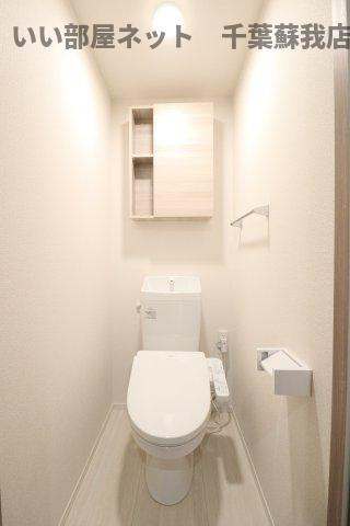 フォレストウッド　A棟のトイレ|落ち着いた色調のトイレです