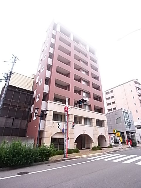 CORBEILLE・DAFTの外観