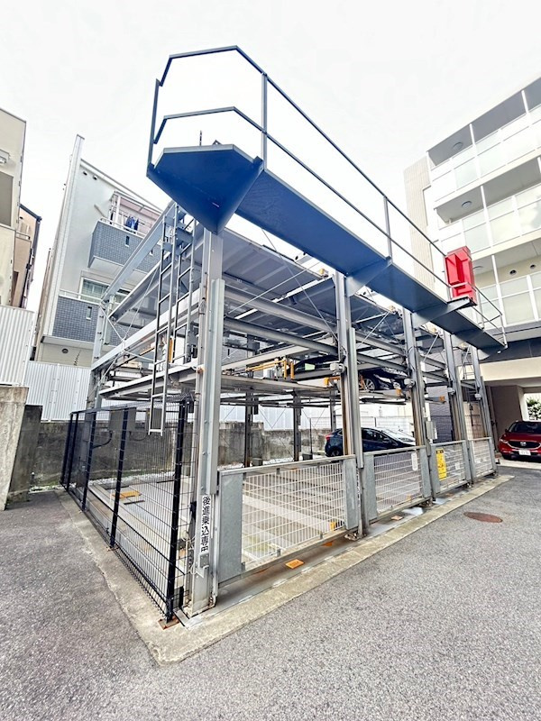 アーバネックス神戸六甲の駐車場