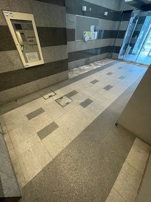CITY SPIRE　九条Ⅰのロビー