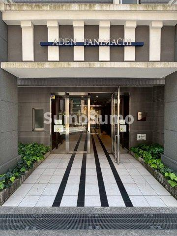 アーデン谷町のエントランス