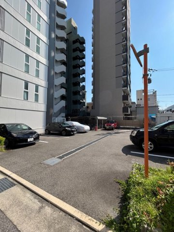 アーバネックス神戸水木通の駐車場