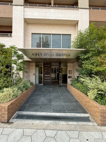 CITY SPIRE難波WESTのエントランス