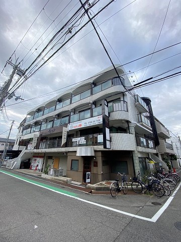 Collection武庫川の外観