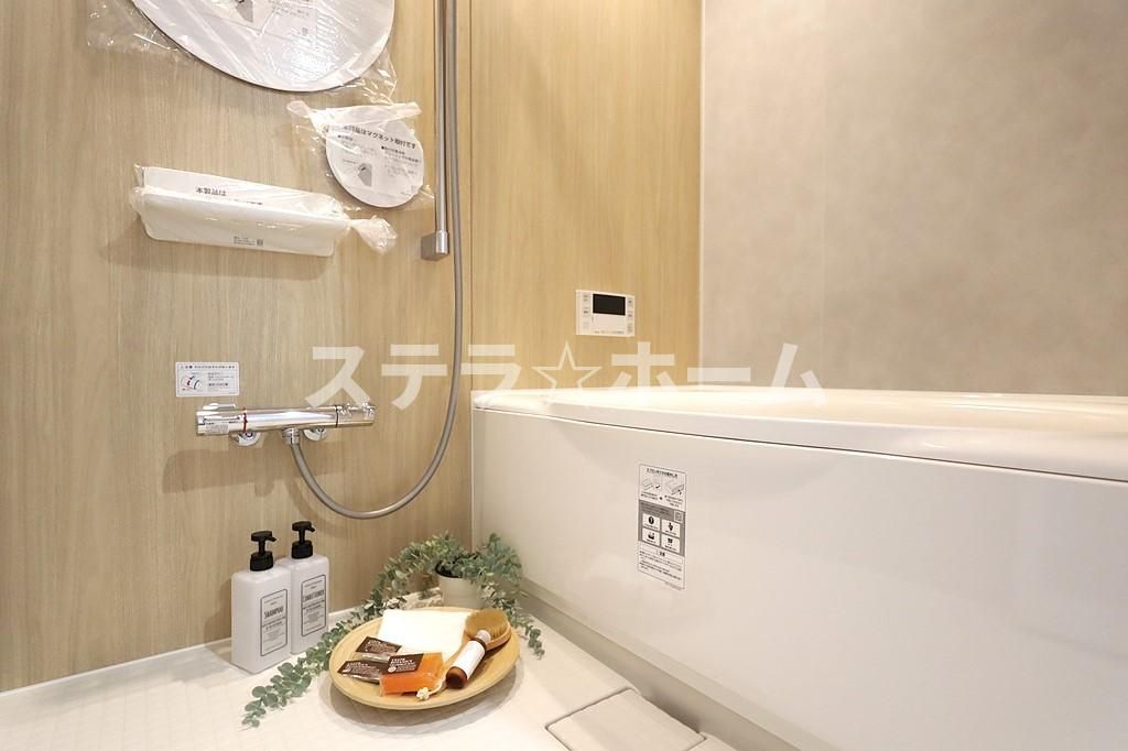 西つるみコーポの浴室|きれいなお風呂です