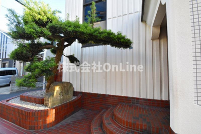 【エントランス】 | ロイヤル俊徳Ⅱ