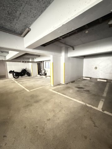 アーバンコモード新長田の駐車場