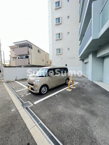 アール大阪リュクスの駐車場|カースペースがあります