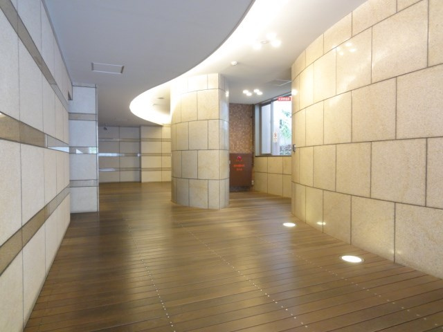アーバングリーン神戸元町の外観