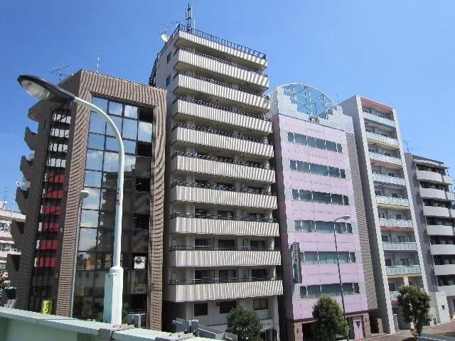 第３サカモトビルの外観|陽当たり良いのが良くわかります。