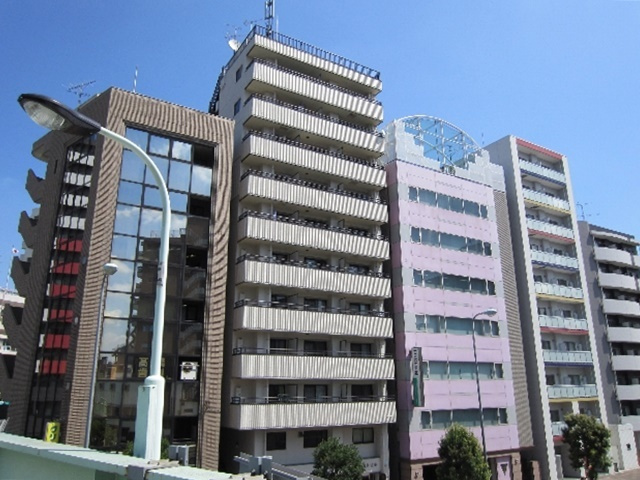 第３サカモトビルの外観