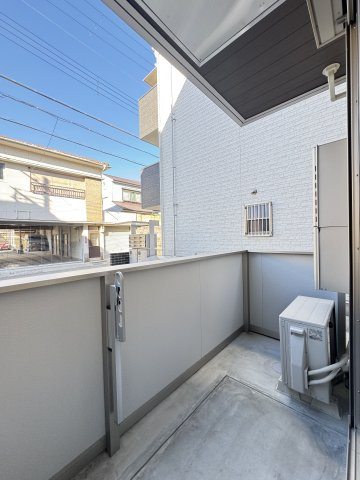 D-room旗塚通のバルコニー