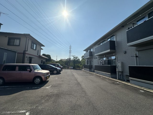 セジュール和の駐車場