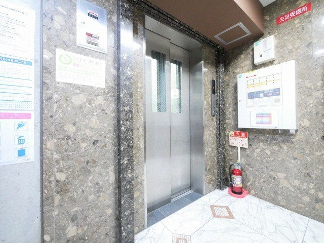 アルディア新町のロビー|ゆとりのあるロビーです