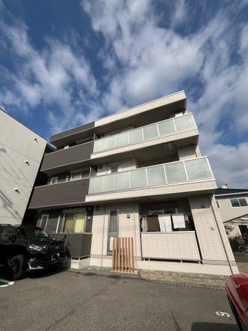 アベニール西宮北口の外観